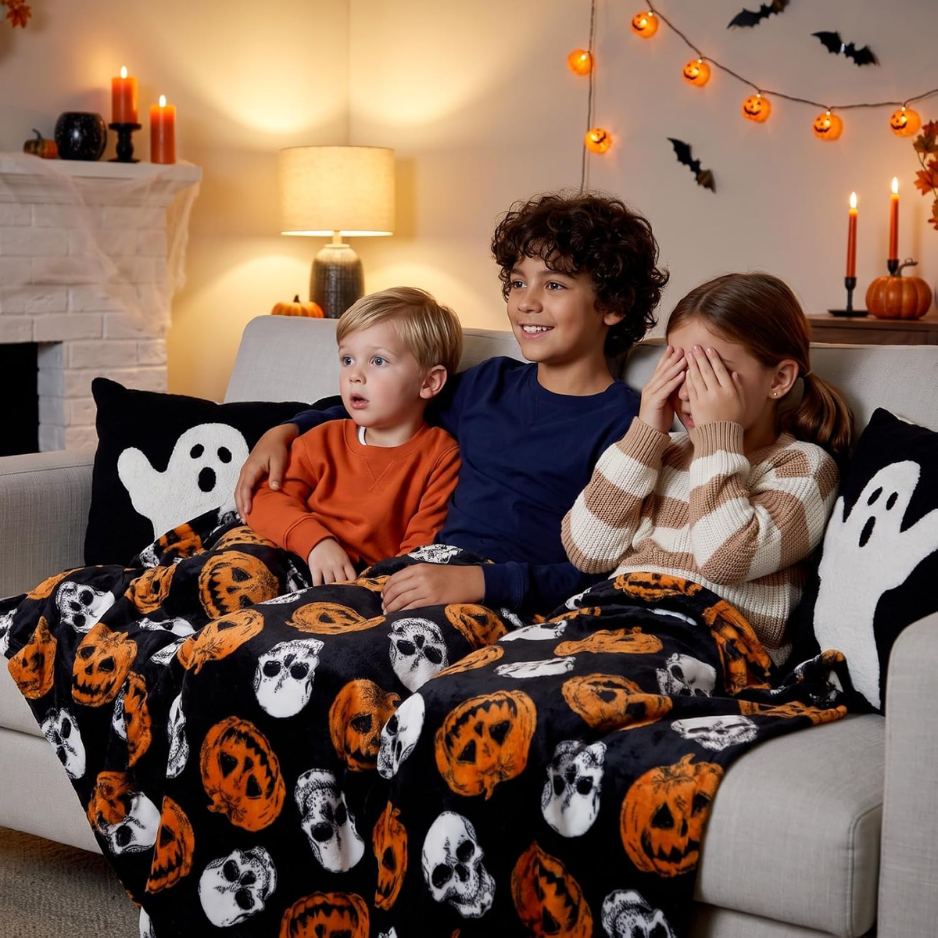 Pumpkin Skull Halloween Throw Blanket, Black