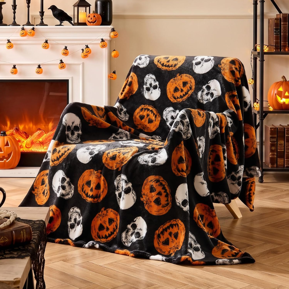 Pumpkin Skull Halloween Throw Blanket, Black